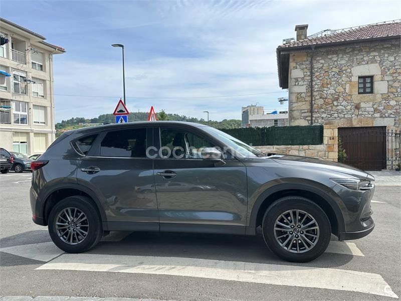 Usado Mazda CX-5 165 CV (121 kW) 2020 Gris / plata SUV