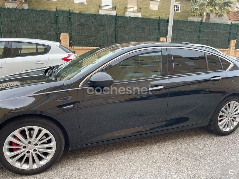 Usado Opel Insignia Excellence 136 CV (100 kW) 2018 Negro Berlina