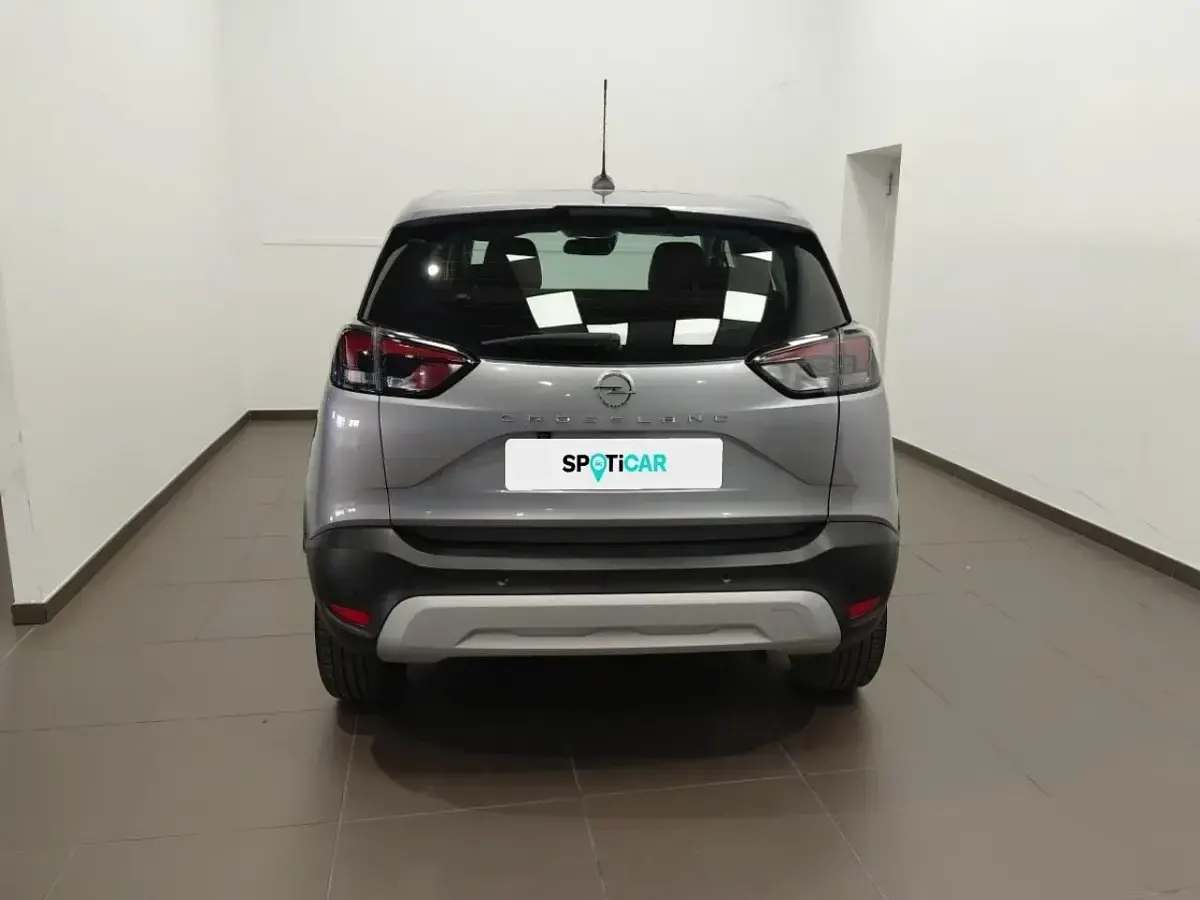 Usado Opel Crossland Business Elegance 130 CV (95 kW) 2021 Gris SUV