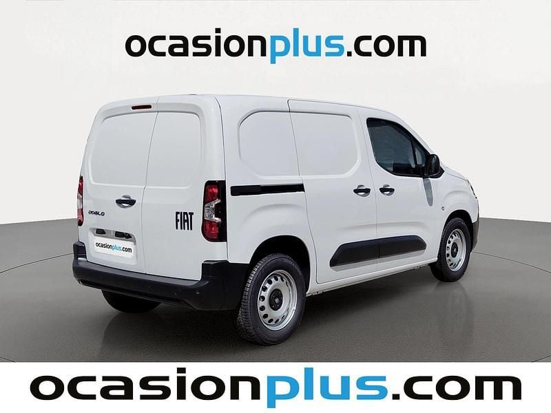 Nowe Fiat Doblò 100 KM (73 kW) 2026 Biały Minivan