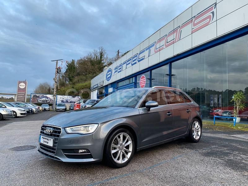 Gris / plata Usado 2015 Audi A3 Sportback Ambition Berlina | 17.200 € (Precio justo) - Imagen 1/4