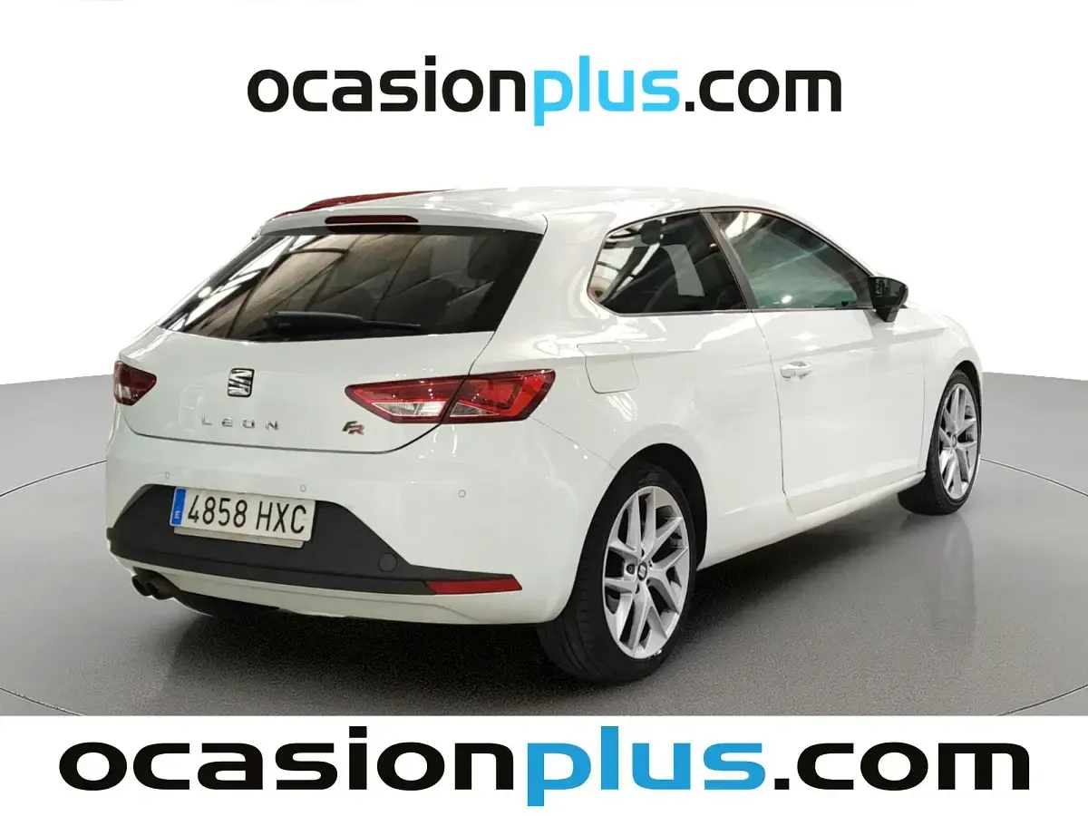 Usado Seat Leon FR 140 CV (102 kW) 2014 Blanco Utilitario