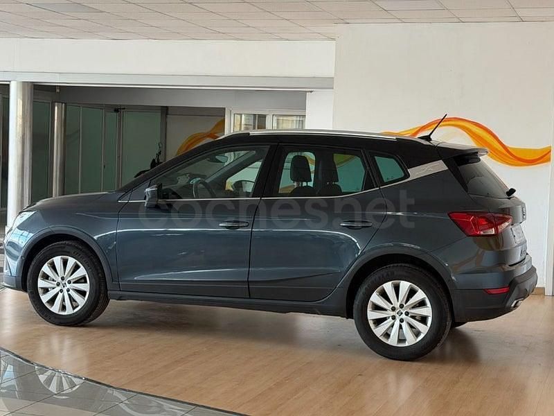 Usado Seat Arona FR 110 HP (80 kW) 2022 Cinzento SUV