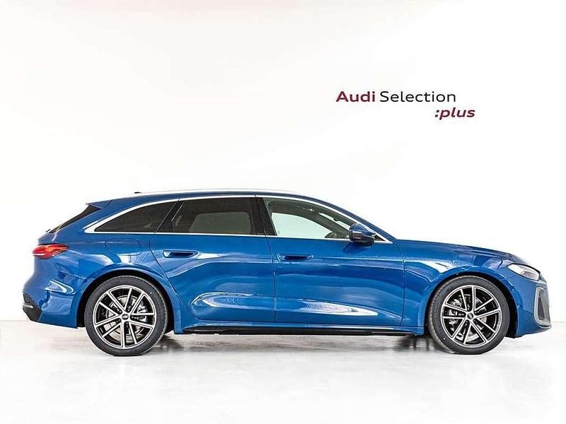 Usado Audi A5 S-Line 204 CV (150 kW) 2025 Azul Familiar