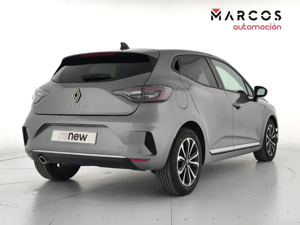 Usado Renault Clio Techno 100 CV (73 kW) 2025 Utilitario