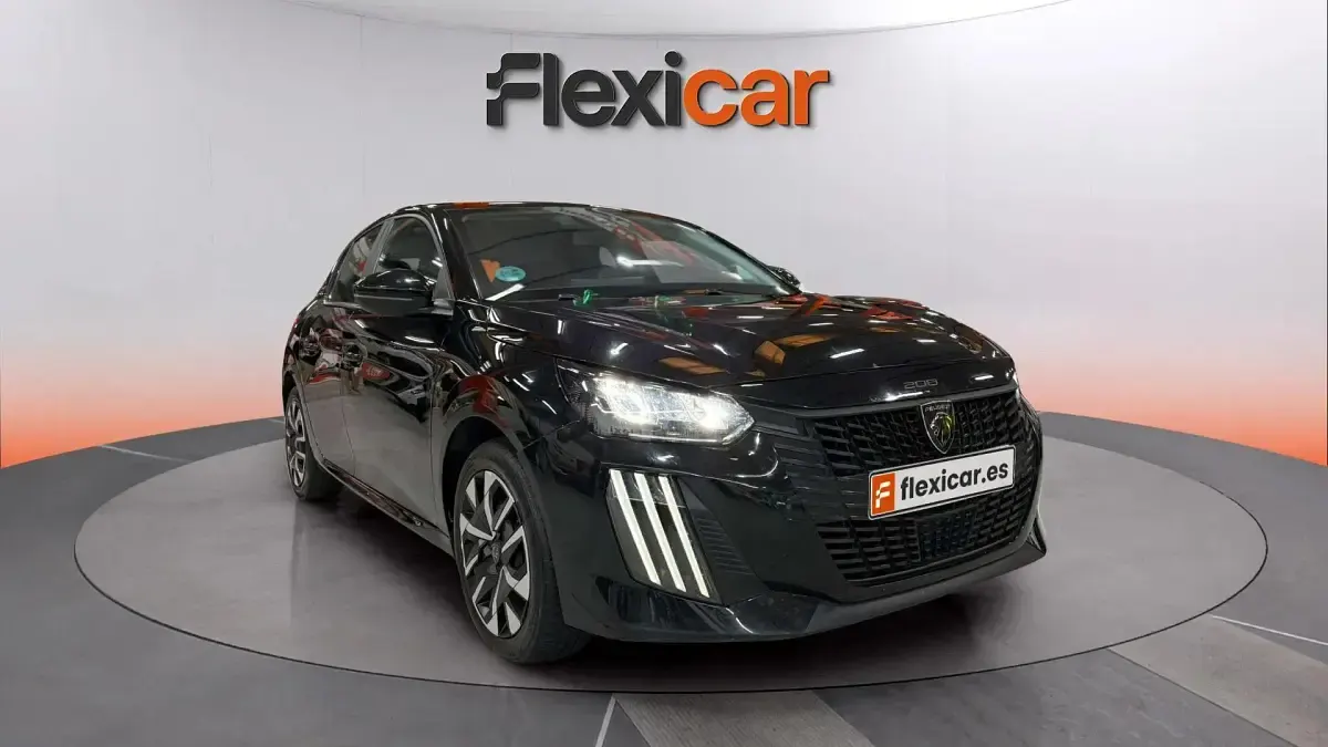 Usado Peugeot 208 Style 101 CV (74 kW) 2024 Utilitario