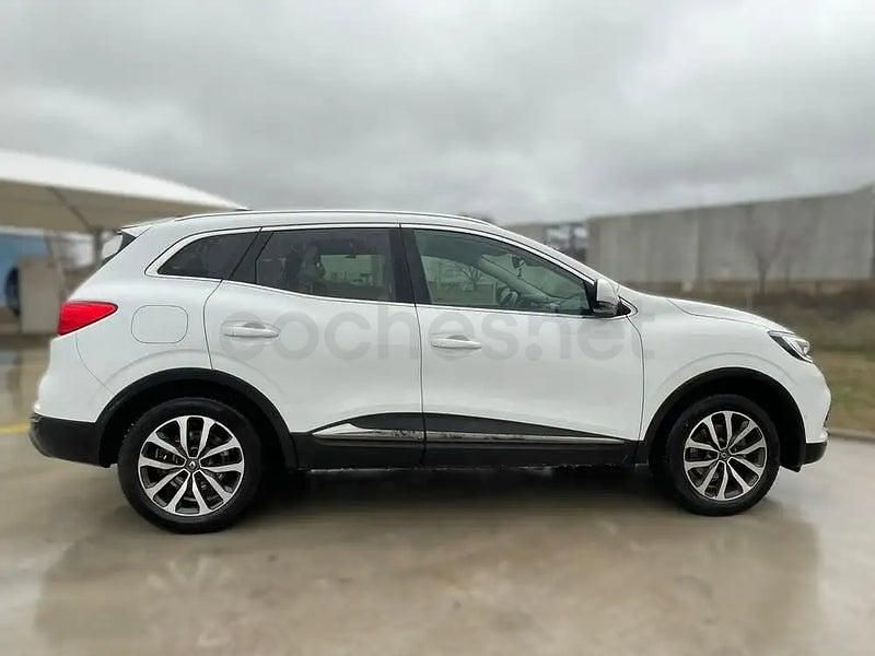 Usado Renault Kadjar Zen 140 CV (102 kW) 2019 Blanco SUV