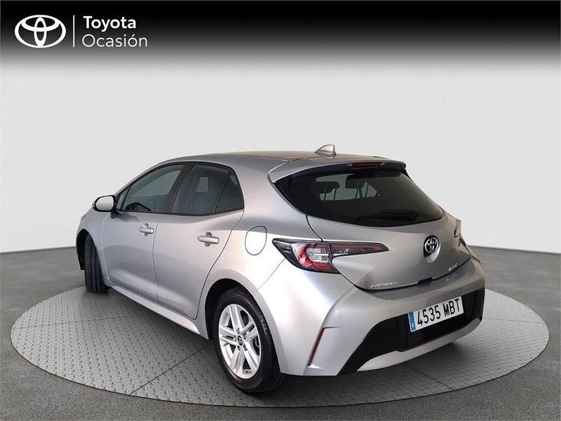 Usado Toyota Corolla Active 122 CV (89 kW) 2022 Gris Monovolumen