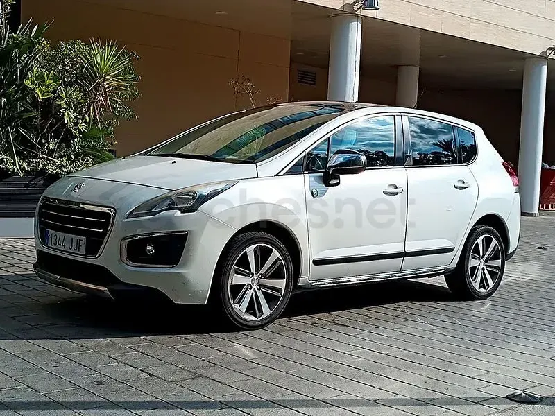 Usado Peugeot 3008 Style 150 CV (110 kW) 2016 Blanco Berlina