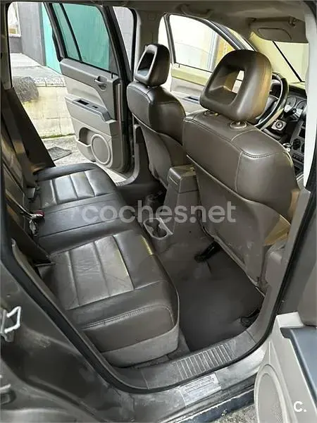 Usado Jeep Compass Limited 140 CV (102 kW) 2007 Beige SUV