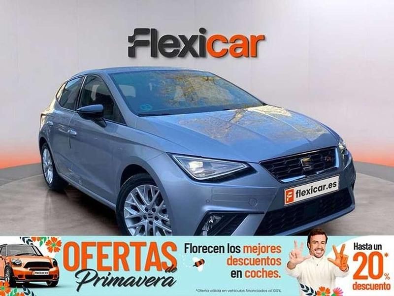 Usado Seat Ibiza FR 110 CV (80 kW) 2023 Gris Utilitario
