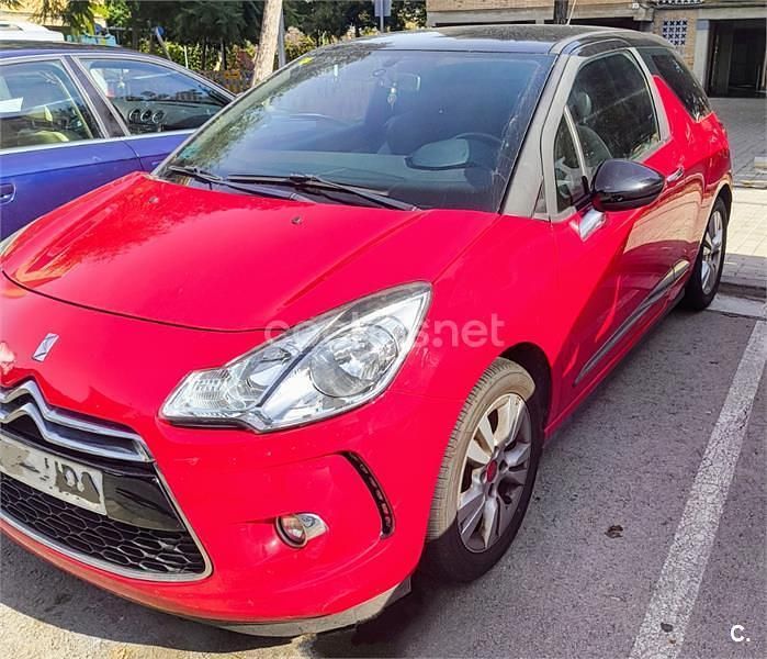 Rojo Usado 2013 Citroën DS3 Berlina | 5500 € (Precio justo) - Imagen 1/4