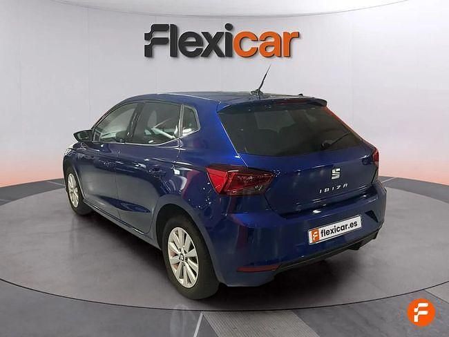 Usado Seat Ibiza XCELLENCE 110 CV (80 kW) 2021 Azul Berlina