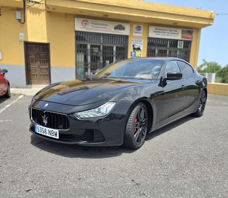 Negro Usado 2016 Maserati Ghibli Coupe | 33.499 € (Un poco caro) - Imagen 1/4