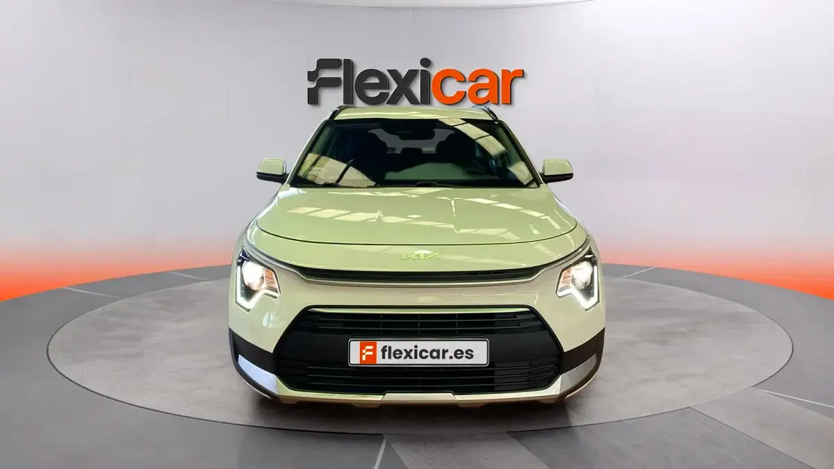 Usado Kia Niro 141 CV (103 kW) 2023 Blanco SUV