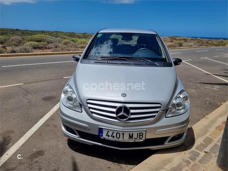 Gris / plata Usado 2006 Mercedes B180 Monovolumen | 6500 € (Precio justo) - Imagen 1/4