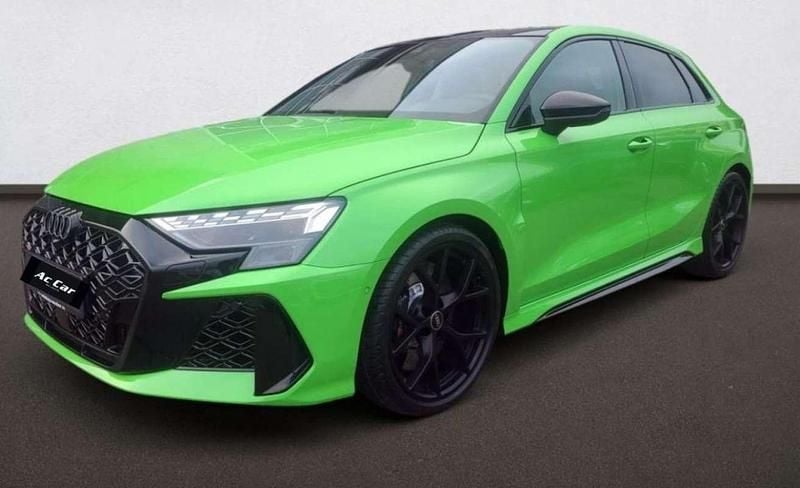Usado Audi RS3 Sportback 400 CV (294 kW) 2025 Verde Utilitario
