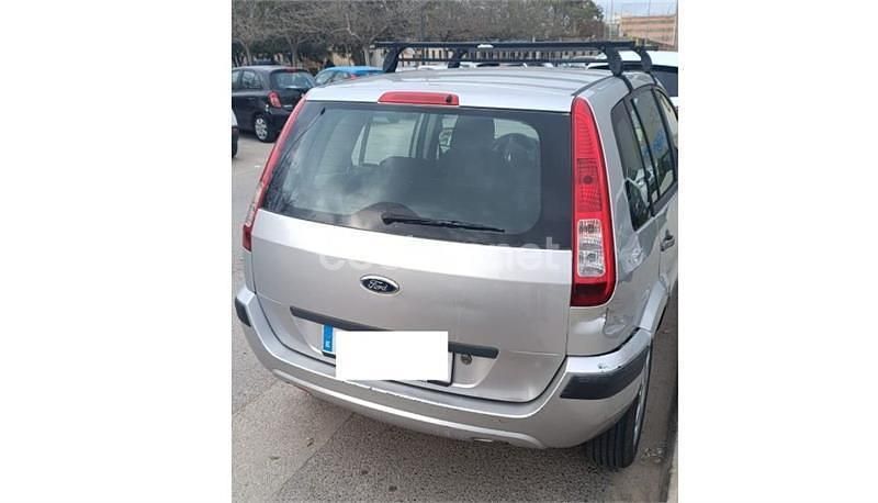 Usado Ford Fusion 80 CV (58 kW) 2011 Gris / plata Utilitario