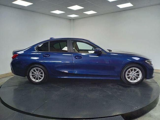 Usado BMW 318 151 CV (111 kW) 2019 Azul Berlina
