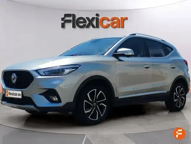 Usado MG ZS Luxury 111 CV (81 kW) 2023 Gris Berlina