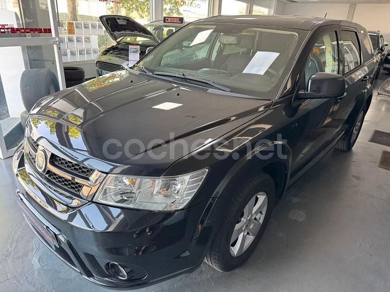 Negro Usado 2011 Fiat Freemont Urban SUV | 9600 € (Caro) - Imagen 1/4