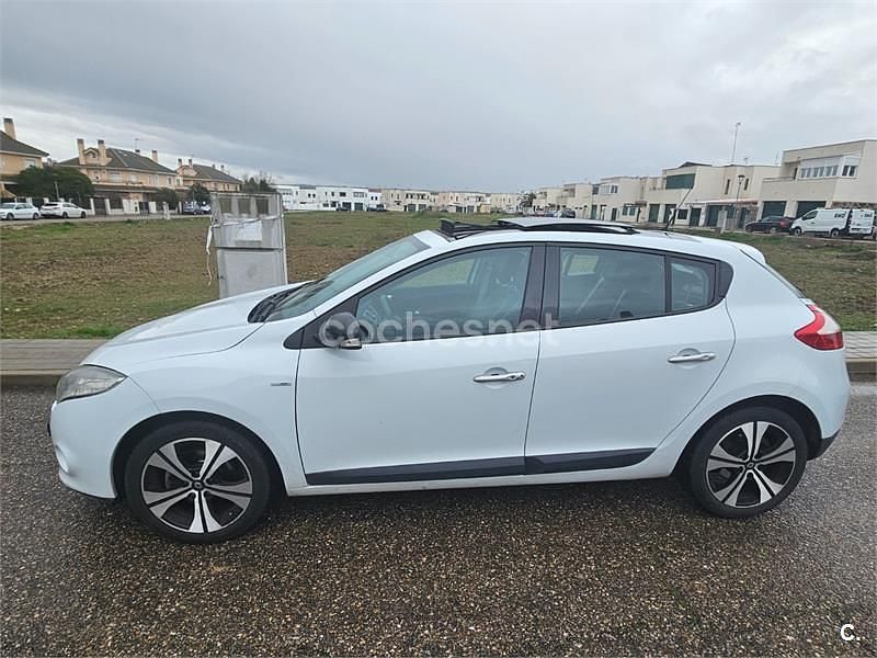 Usado Renault Mégane Bose Edition 130 CV (95 kW) 2011 Blanco Berlina