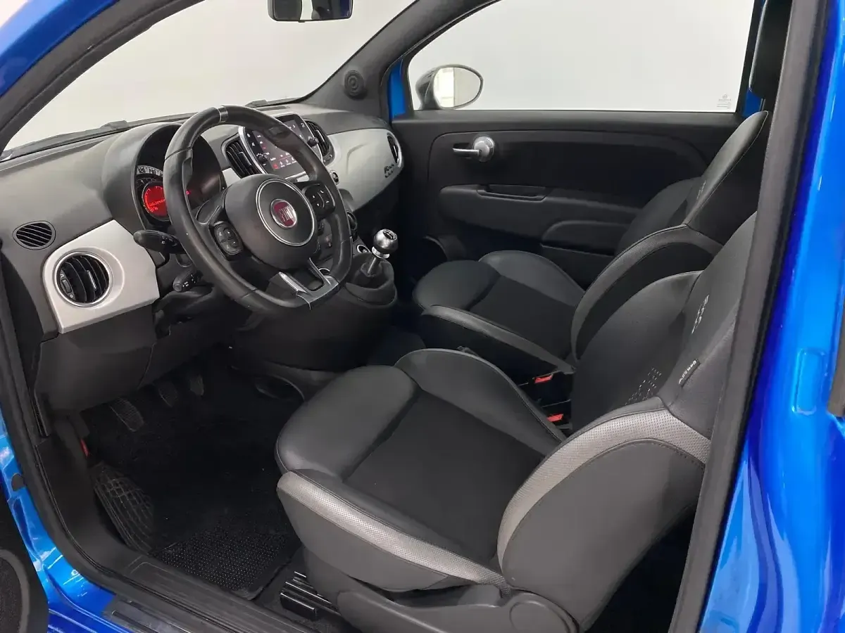 Usado Fiat 500 Connect 71 CV (52 kW) 2021 Azul Utilitario