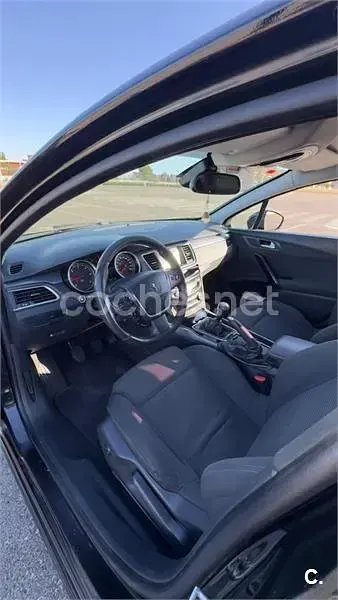 Usado Peugeot 508 SW Active 120 CV (88 kW) 2015 Negro Familiar