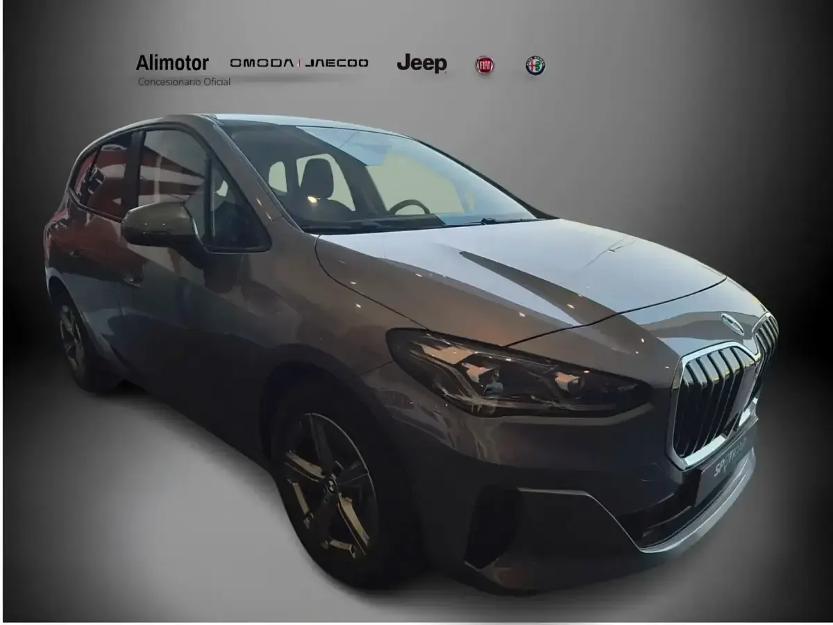 Usado BMW 218 150 CV (110 kW) 2023 Azul Van
