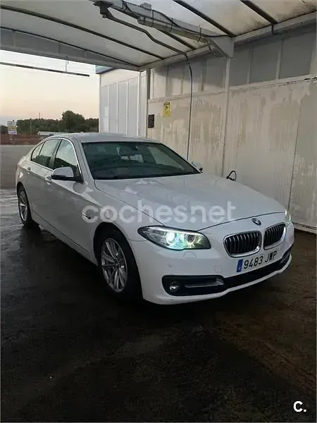 Usado BMW 520 Comfort Edition 190 CV (139 kW) 2017 Blanco Berlina