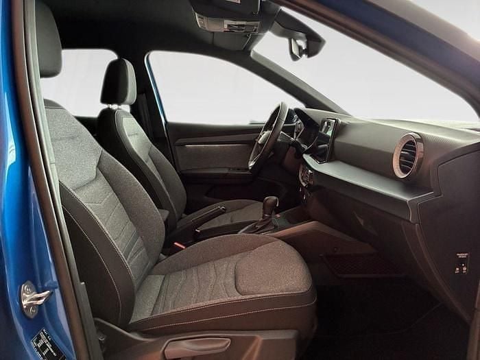 Usado Seat Arona Xperience 110 CV (80 kW) 2023 Azul SUV