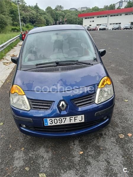 Usado Renault Grand Modus Dynamique 85 CV (62 kW) 2008 Azul Monovolumen