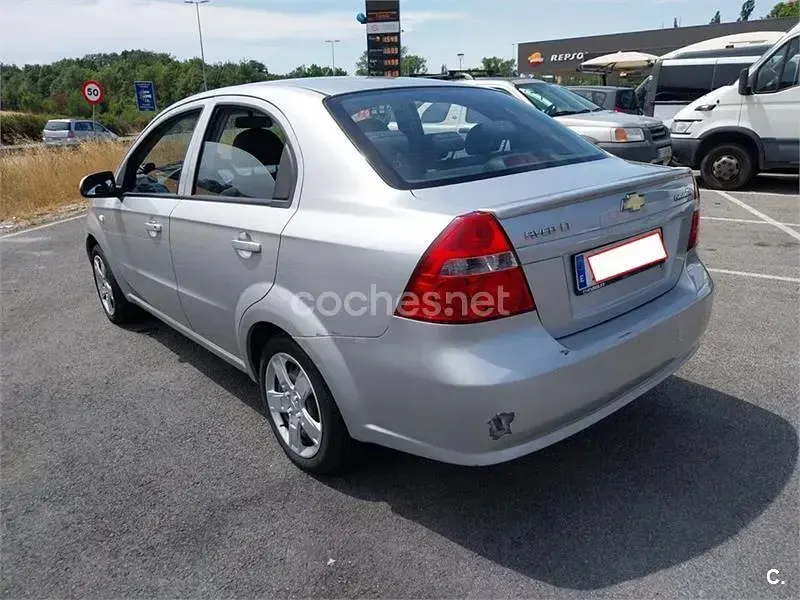 Usado Chevrolet Aveo LT 94 CV (69 kW) 2008 Blanco Berlina