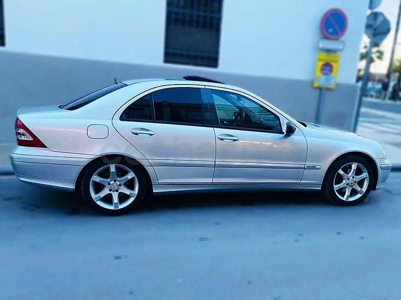 Usado Mercedes CLK200 Avantgarde 184 CV (135 kW) 2005 Gris / plata Descapotable