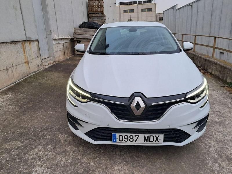 Usado Renault Mégane IV Equilibre 115 CV (84 kW) 2023 Blanco Berlina
