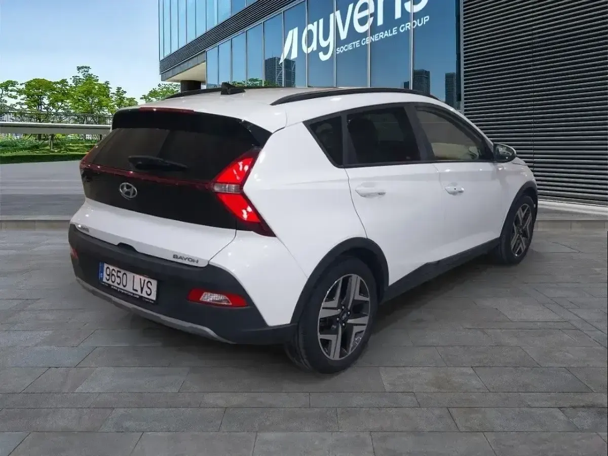 Begagnad Hyundai Bayon 100 HK (73 kW) 2021 Vit SUV