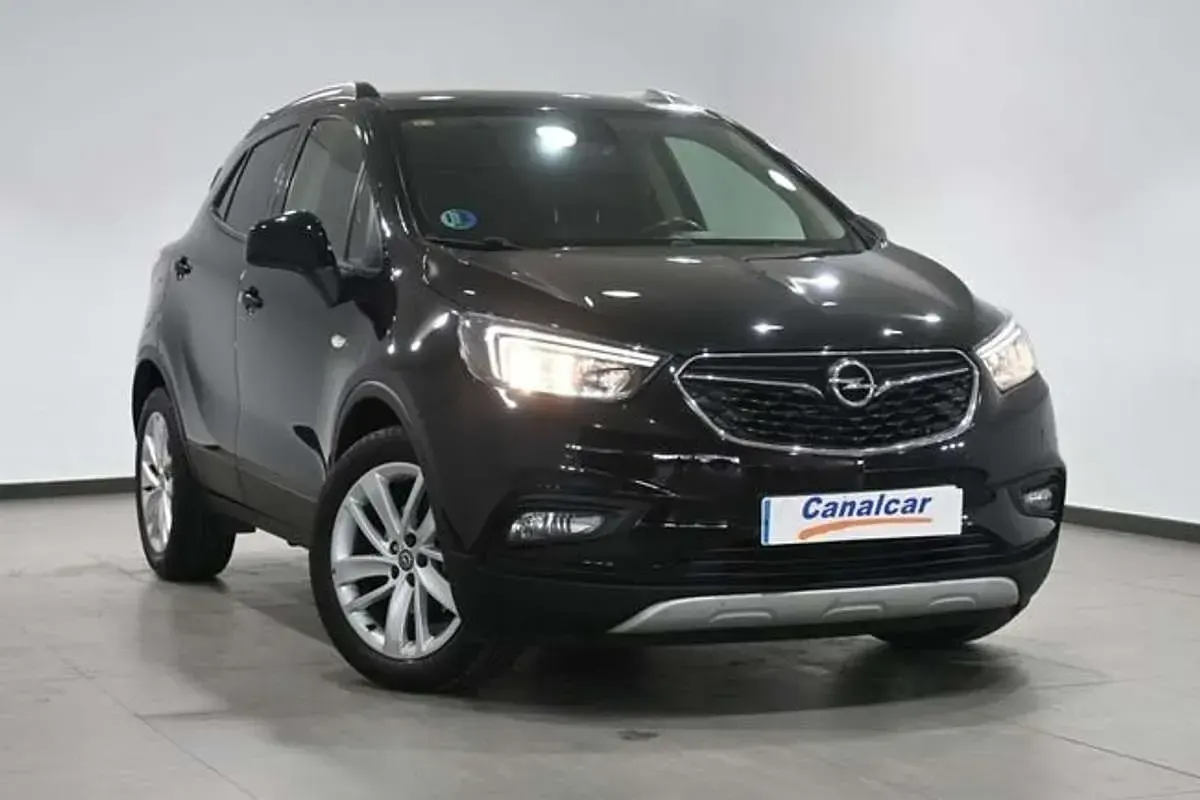 Usado Opel Mokka 140 CV (102 kW) 2018 Negro SUV