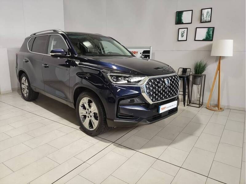 Azul Usado 2023 Ssangyong (KGM) Rexton Limited SUV | 45.000 € - Imagen 1/4