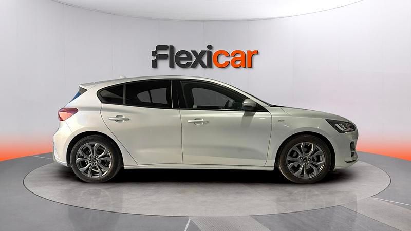 Usado Ford Focus ST-Line 155 CV (114 kW) 2023 Gris Berlina