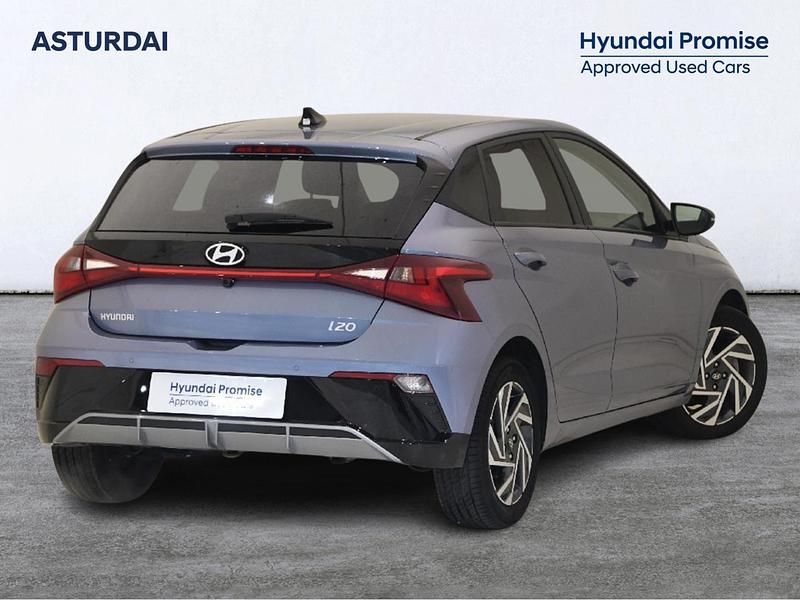 Usado Hyundai i20 100 CV (73 kW) 2025 Azul Utilitario