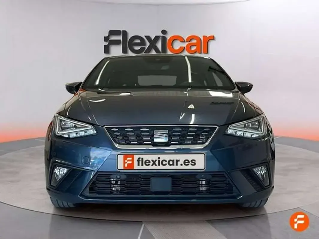 Usado Seat Ibiza XCELLENCE 116 CV (85 kW) 2025 Gris Utilitario