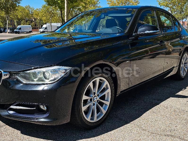 Negro Usado 2012 BMW 320 Efficient Dynamics Berlina | 9500 € (Precio justo) - Imagen 1/4