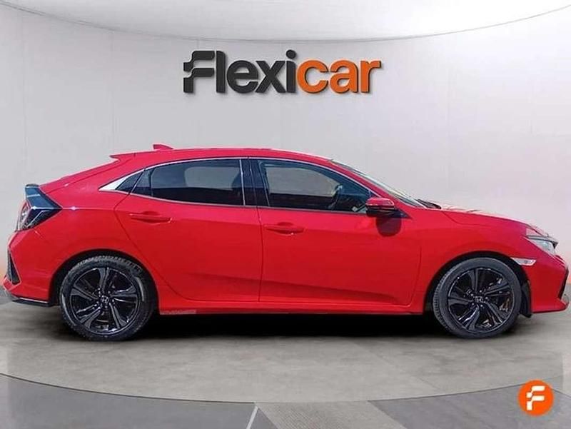 Usado Honda Civic Elegance 129 CV (94 kW) 2019 Rojo Utilitario