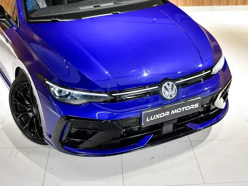 Usado VW Golf VIII Black Edition 333 CV (244 kW) 2025 Azul Berlina
