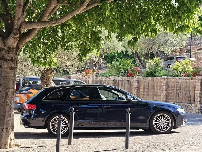 Usado Audi A4 S-Line 211 CV (155 kW) 2011 Negro Familiar