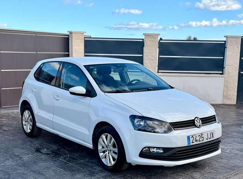 Usado VW Polo 75 CV (55 kW) 2015 Blanco Utilitario