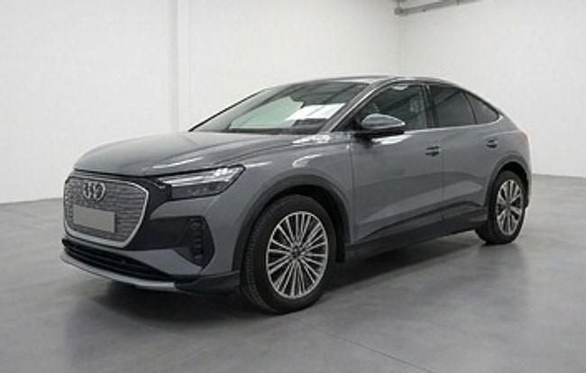 Usado Audi Q4 e-tron Advanced Plus 150 kW (204 CV) 2023 Gris SUV