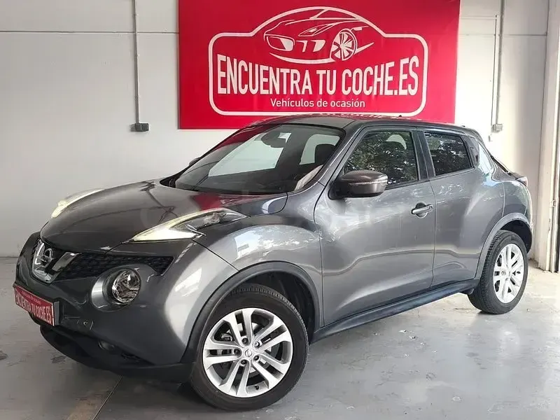 Usado Nissan Juke Acenta 115 CV (84 kW) 2016 Gris / plata SUV
