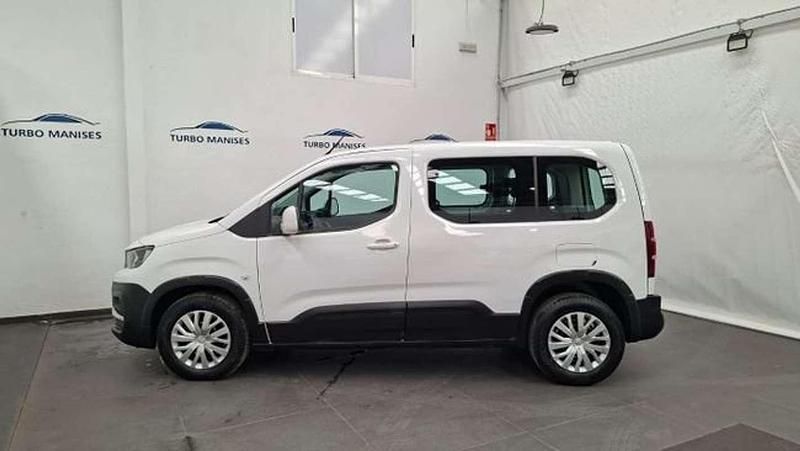 Usado Peugeot Rifter Active 99 CV (72 kW) 2022 Blanco Monovolumen