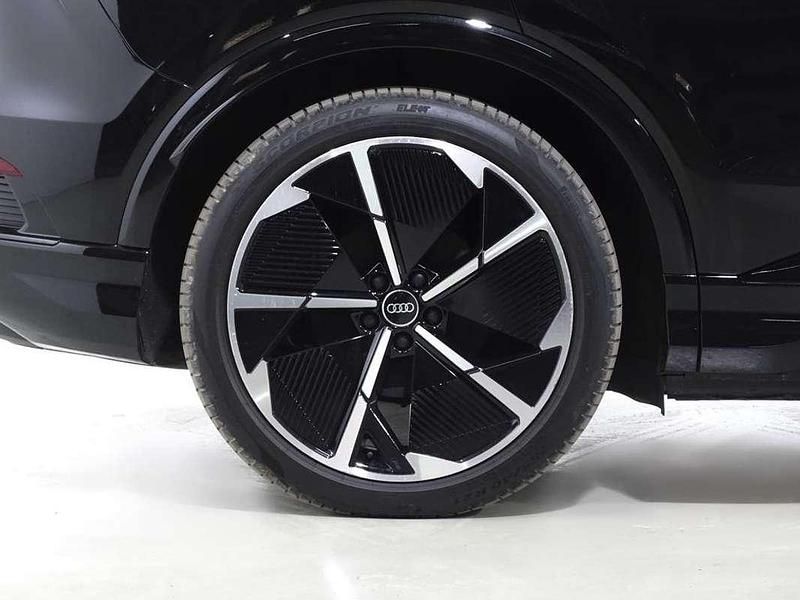Usado Audi Q4 e-tron Basis 150 kW (204 CV) 2023 Negro SUV